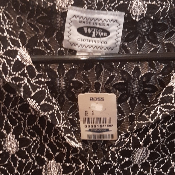 Top - Picture 3 of 6